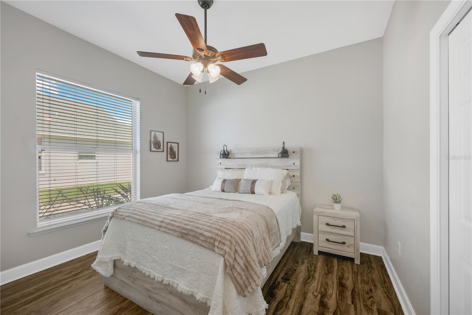 RUBY LAKE PH 04 - Residential