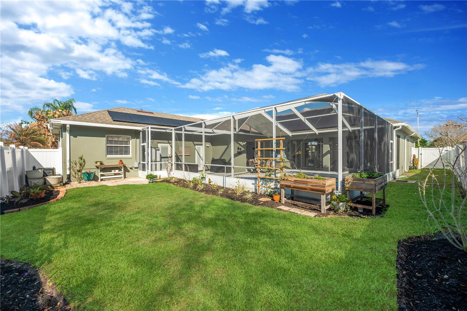 RUBY LAKE PH 04 - Residential