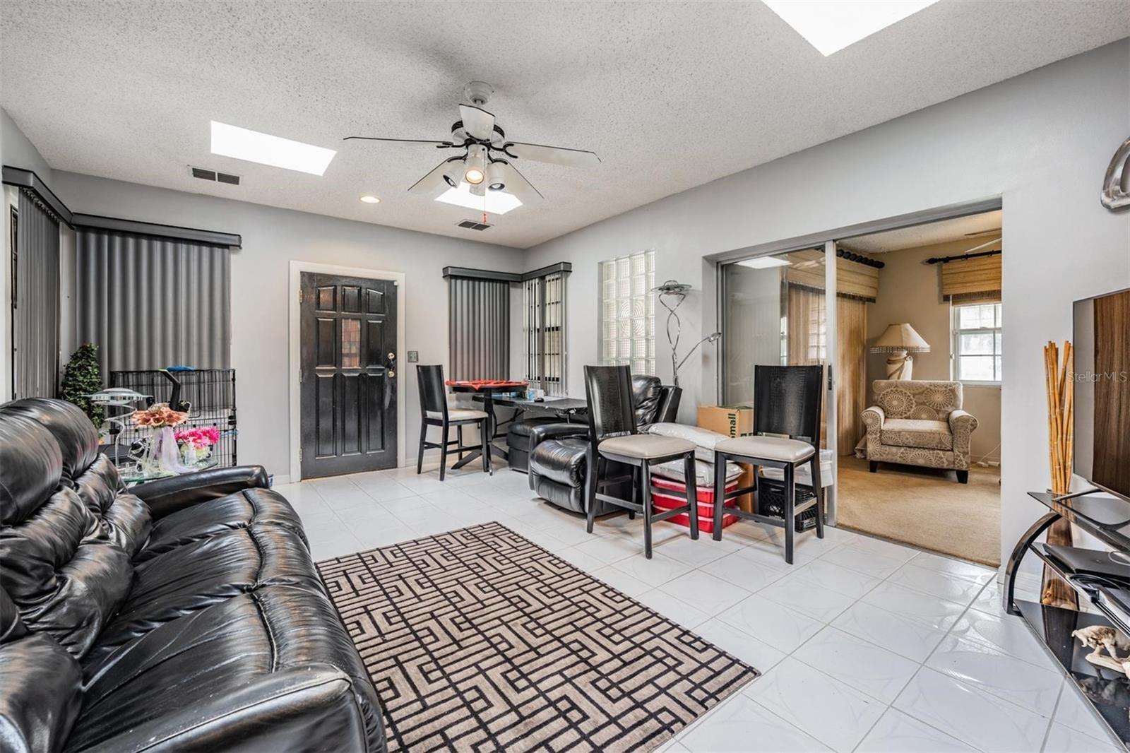 VILLA ST LOUIS - Residential