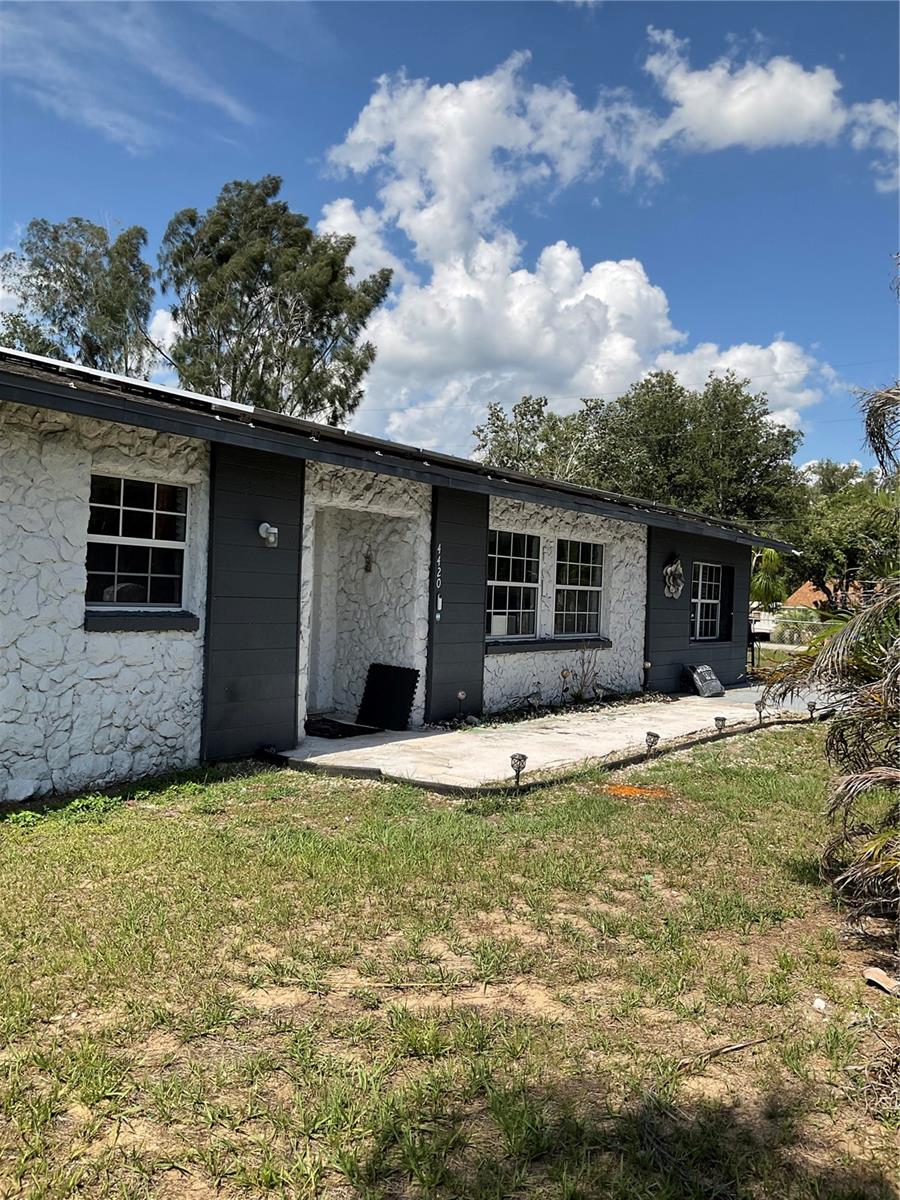 DOUGLAS ESTATES - Residential