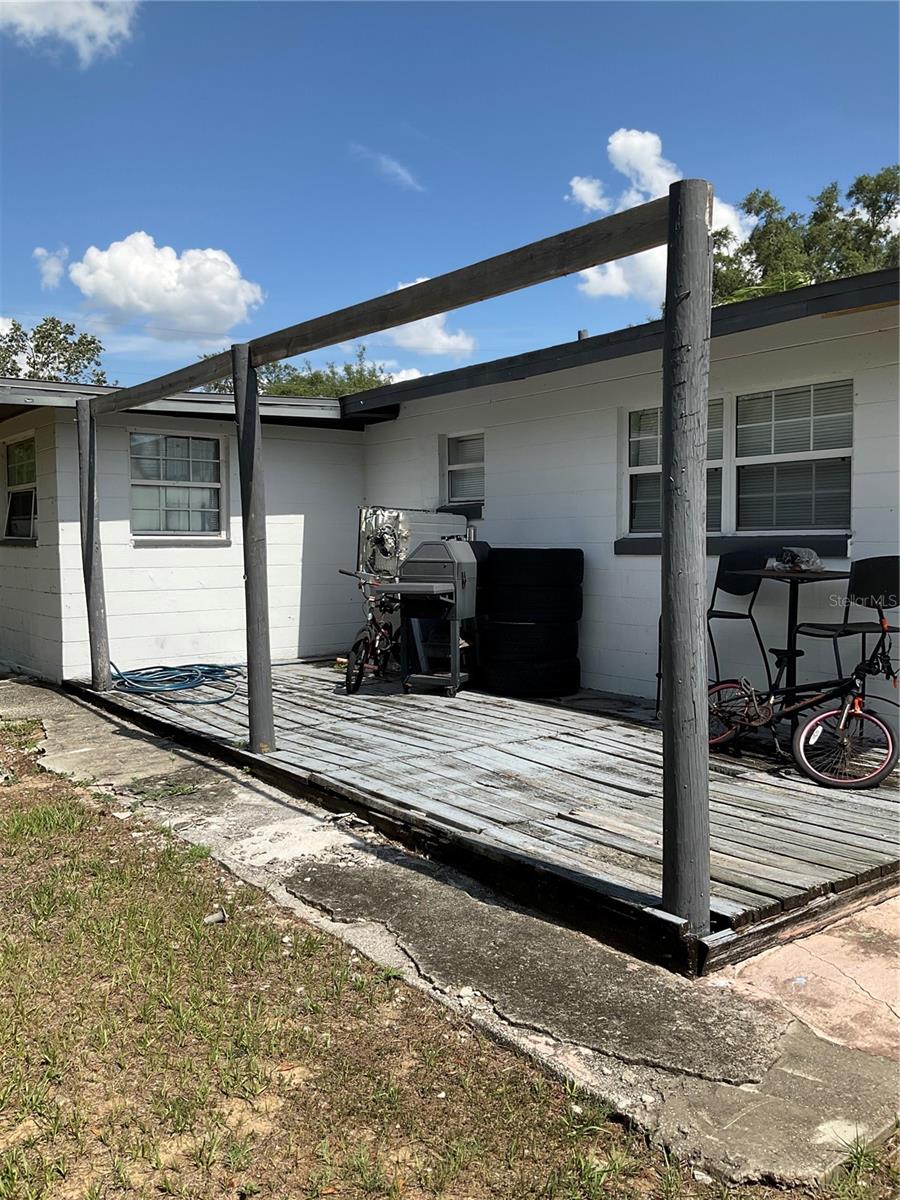 DOUGLAS ESTATES - Residential