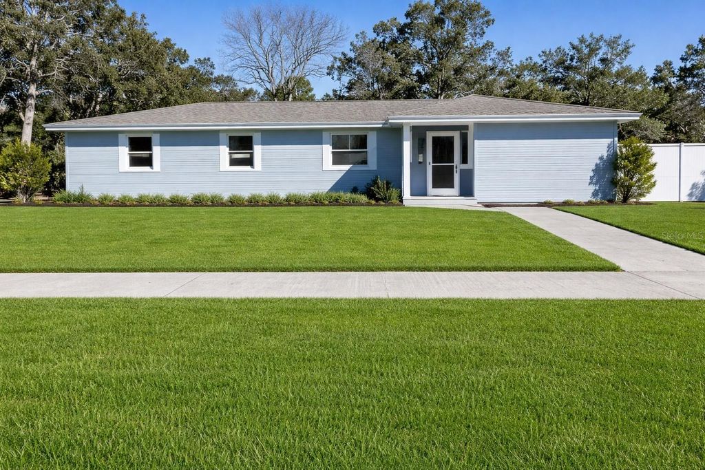Photo of 1272 Hanover Court, Spring Hill, FL 34606 (MLS # O6389074)