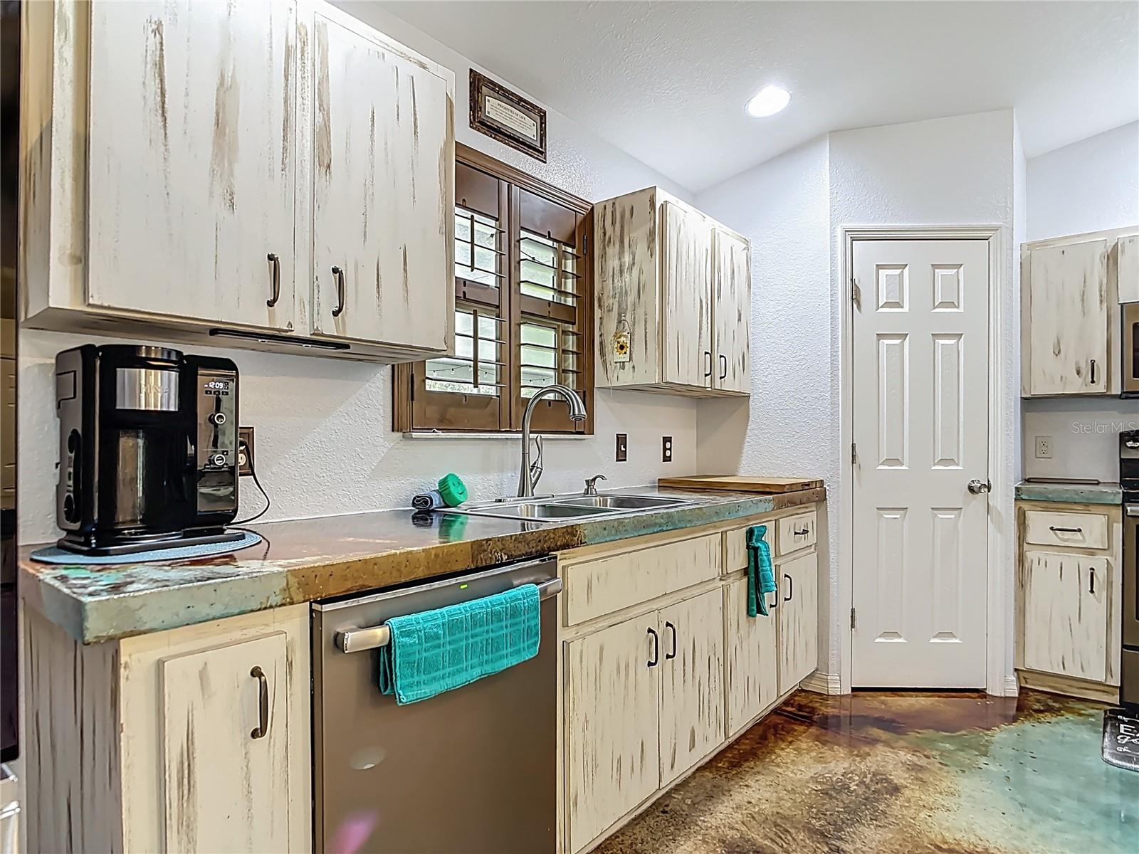 WHIDDEN ARCADIA EAST SUB - Residential