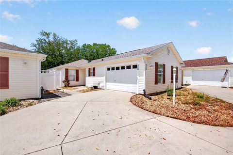 Photo of 430 Calvert Terrace, The Villages, FL 32162 (MLS # OM723347)