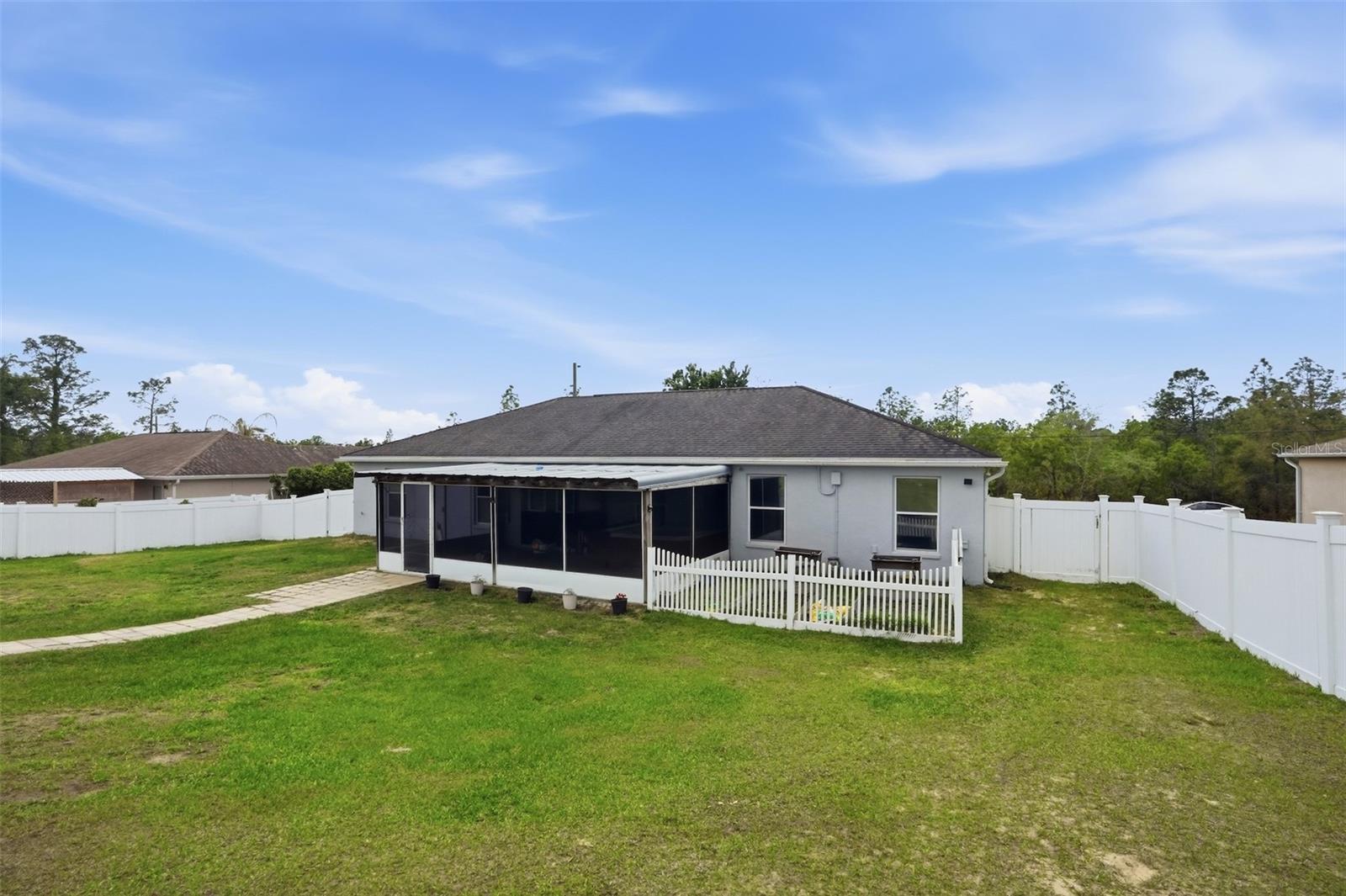 ROYAL HIGHLANDS UNIT 7 - Residential