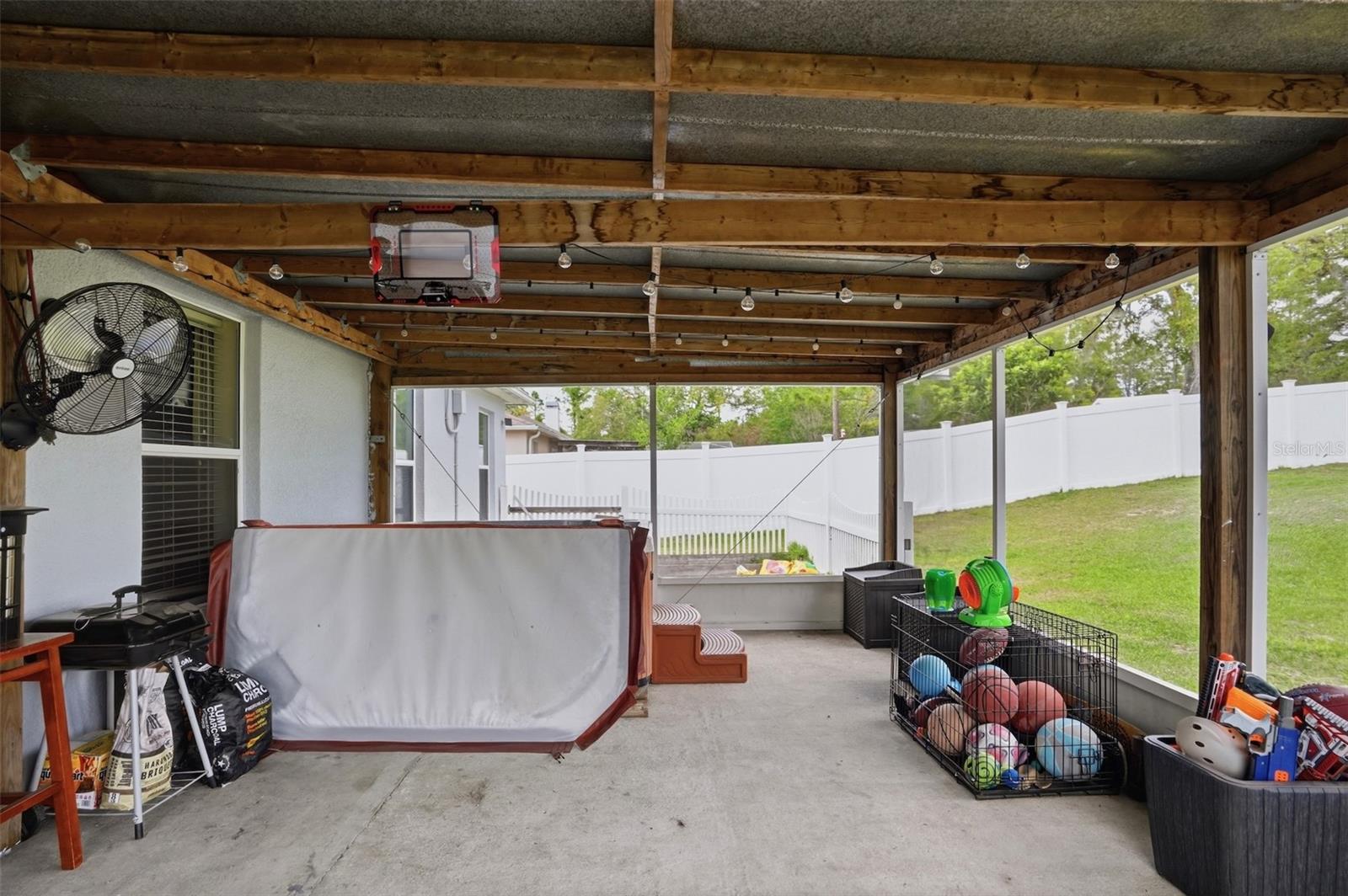 ROYAL HIGHLANDS UNIT 7 - Residential