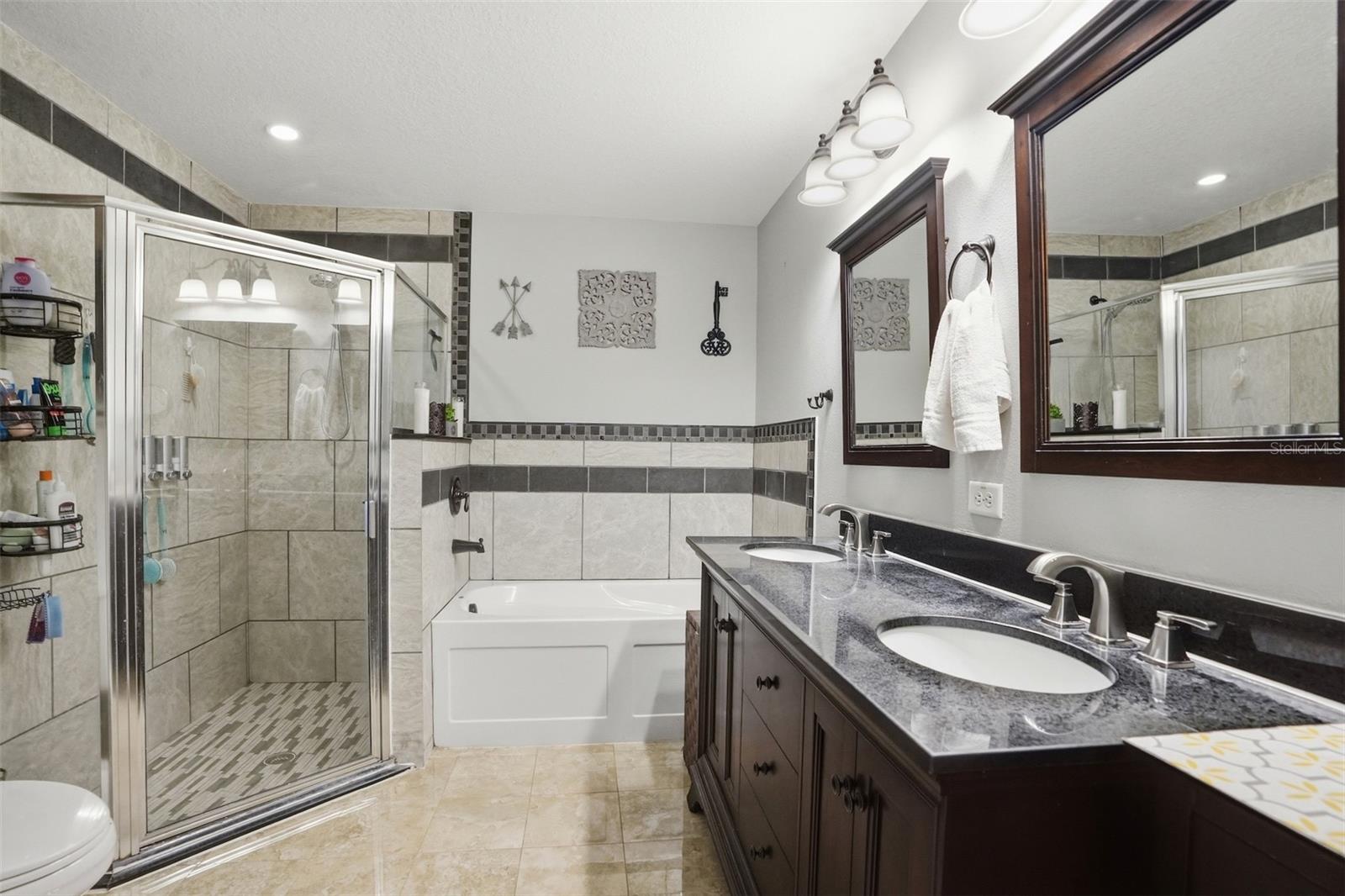 ROYAL HIGHLANDS UNIT 7 - Residential