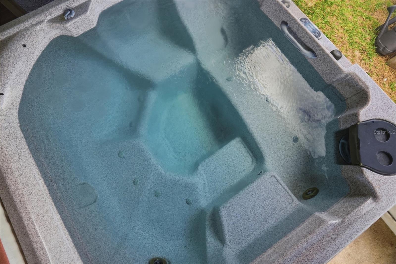 ROYAL HIGHLANDS UNIT 7 - Residential