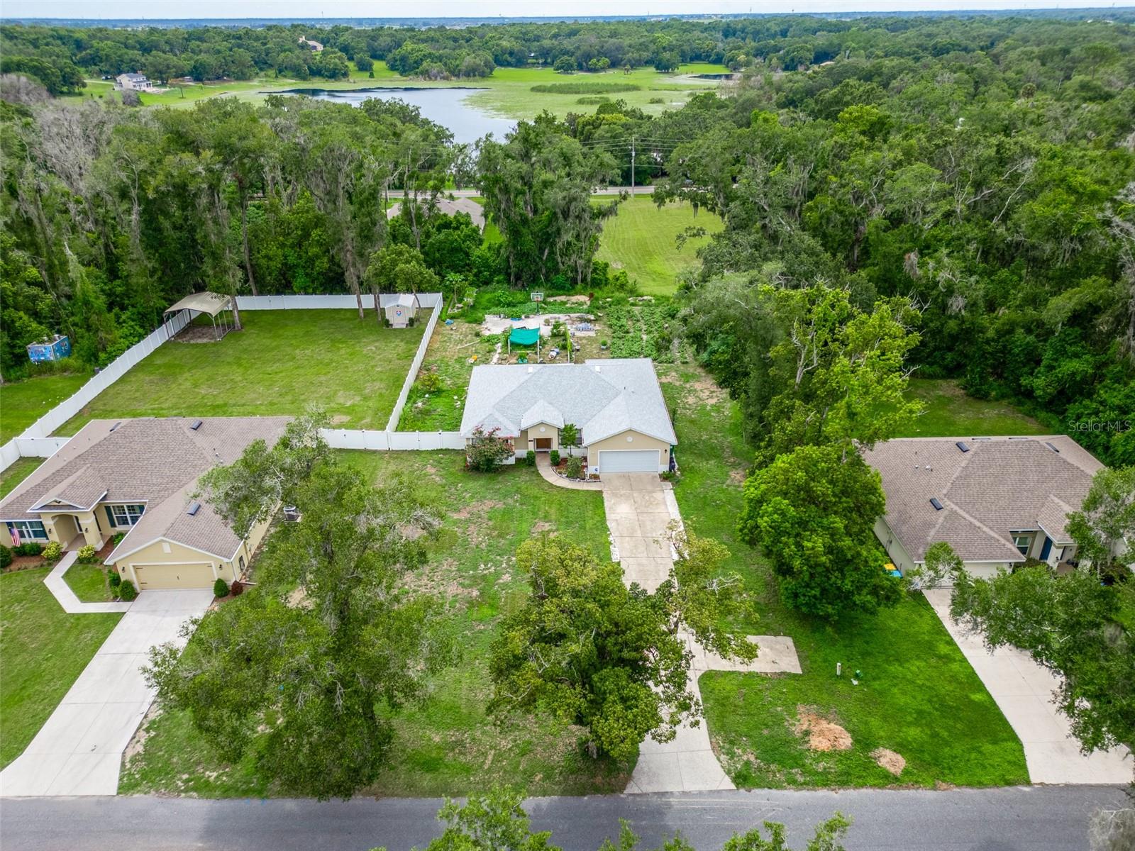 FRUITLAND PARK OAK FOREST - Residential