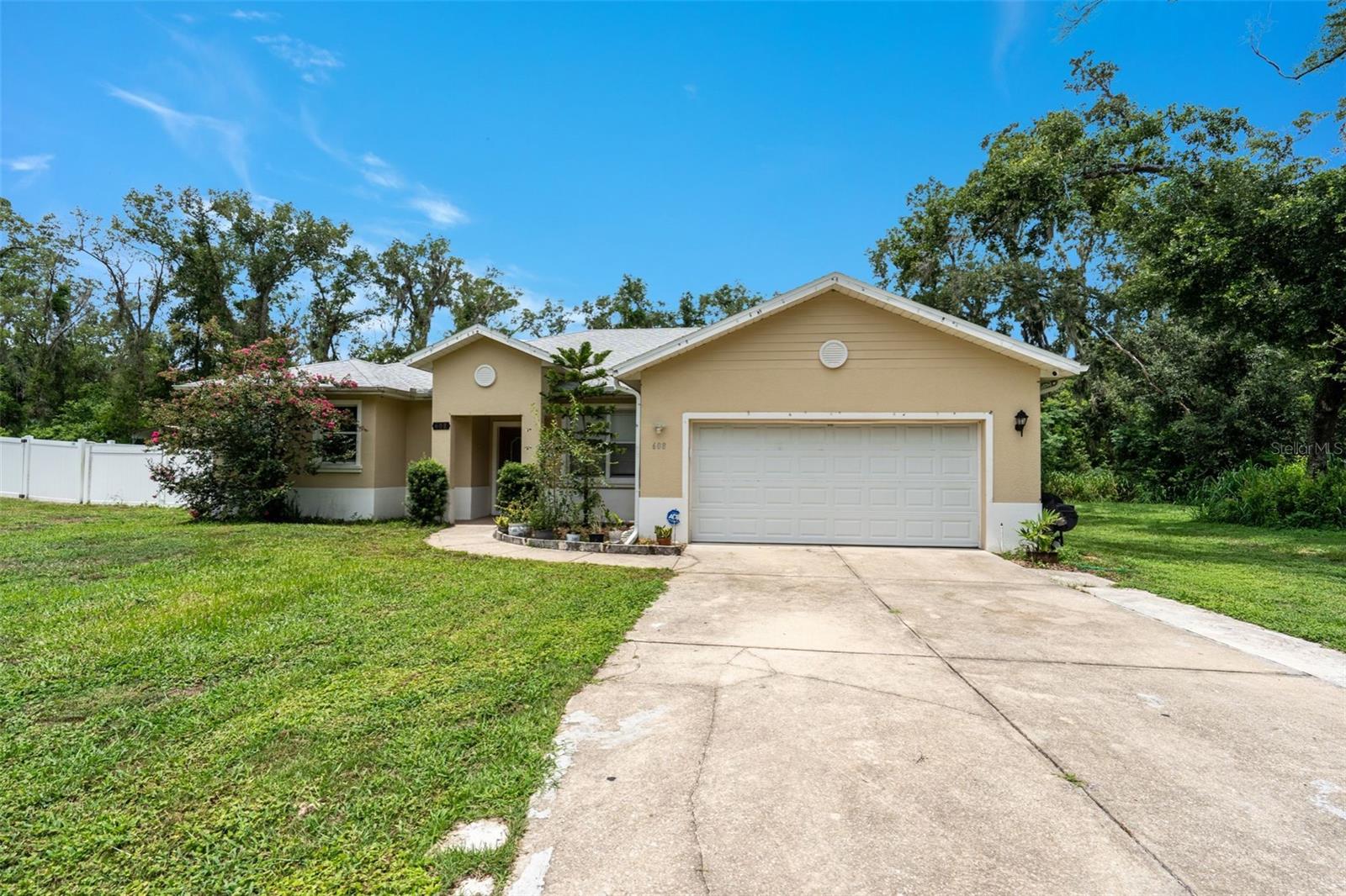 FRUITLAND PARK OAK FOREST - Residential