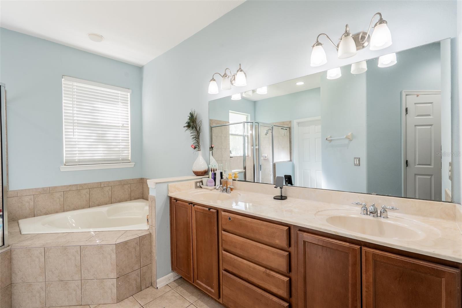 FRUITLAND PARK OAK FOREST - Residential