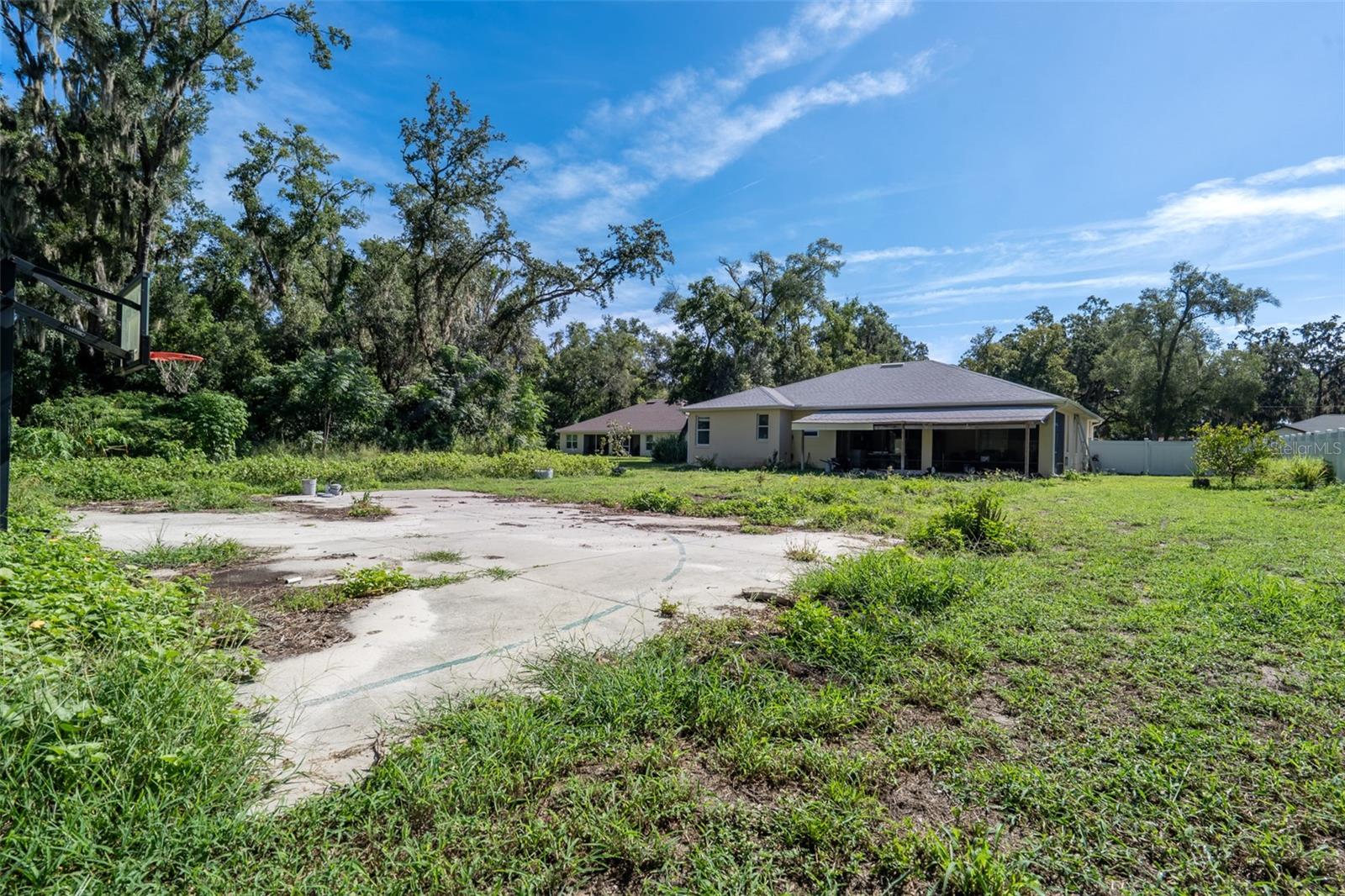 FRUITLAND PARK OAK FOREST - Residential