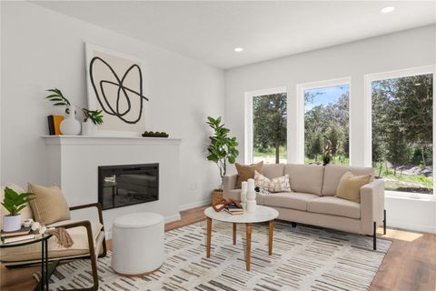 Tiny photo for 650 E Liberty Avenue, Mount Dora, FL 32757 (MLS # G5094719)