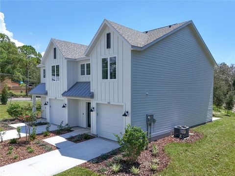 Tiny photo for 650 E Liberty Avenue, Mount Dora, FL 32757 (MLS # G5094719)