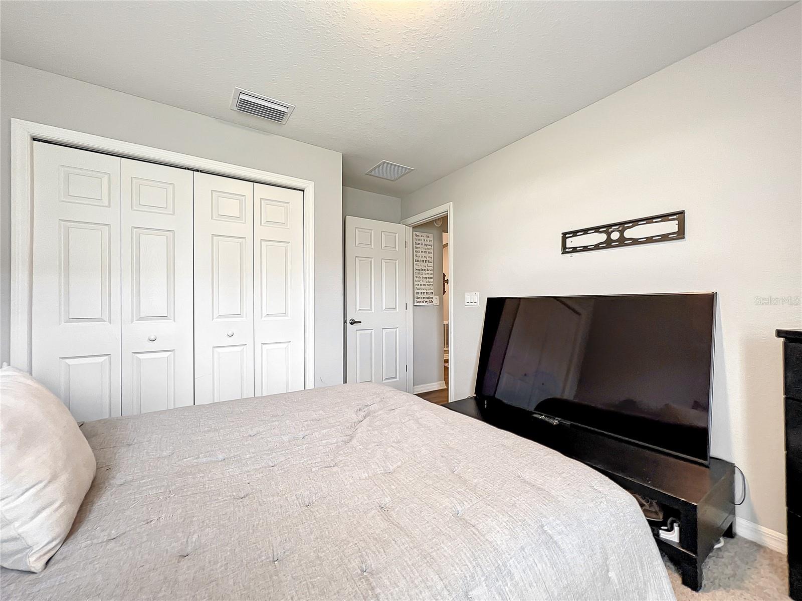 SUMMERCREST - Residential