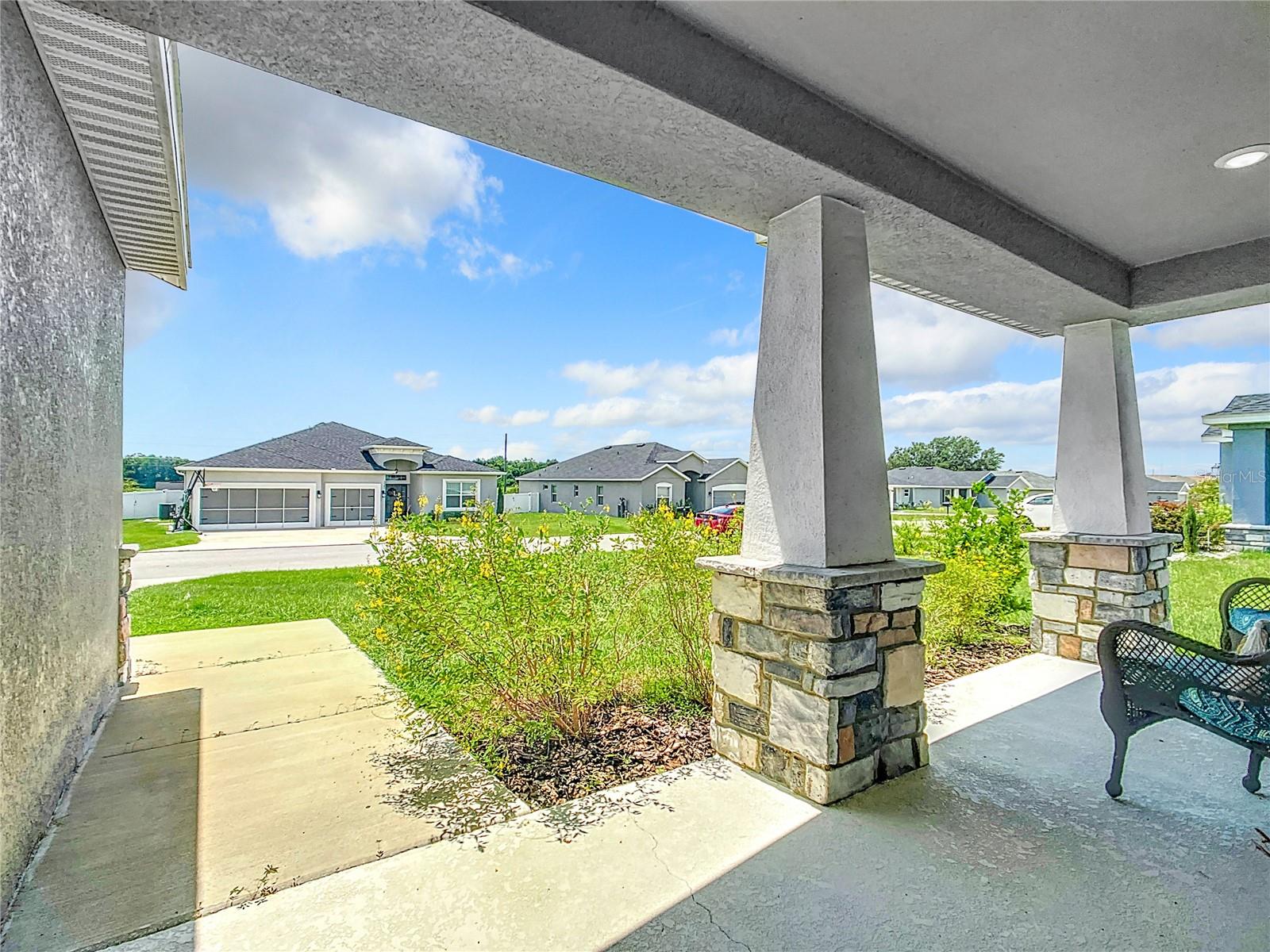 SUMMERCREST - Residential