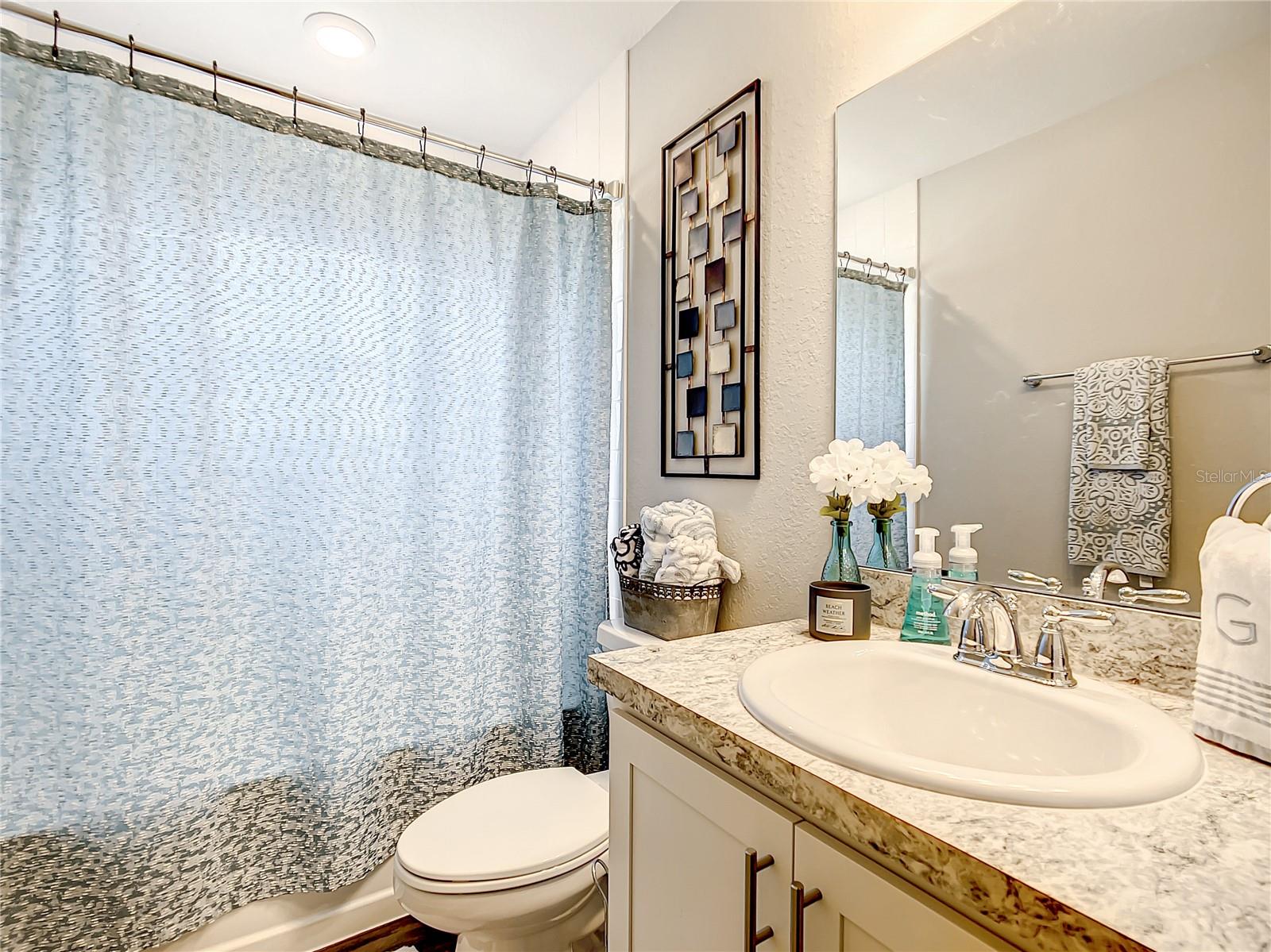 SUMMERCREST - Residential