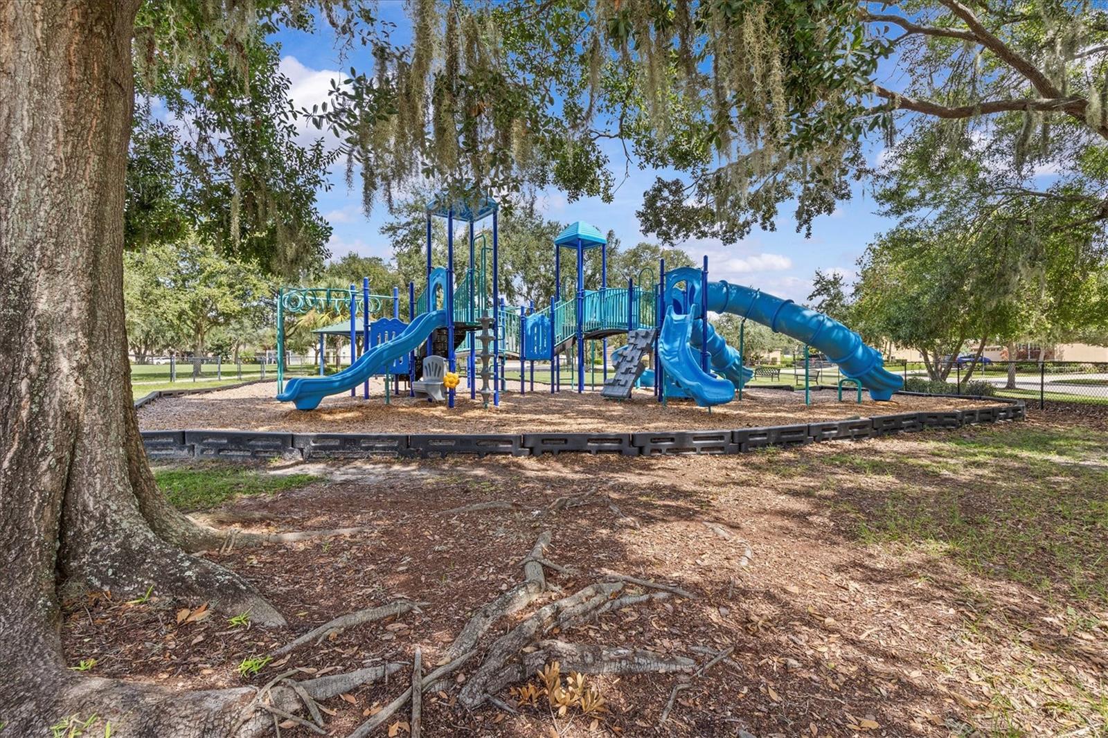 CHANNING PARK - Residential
