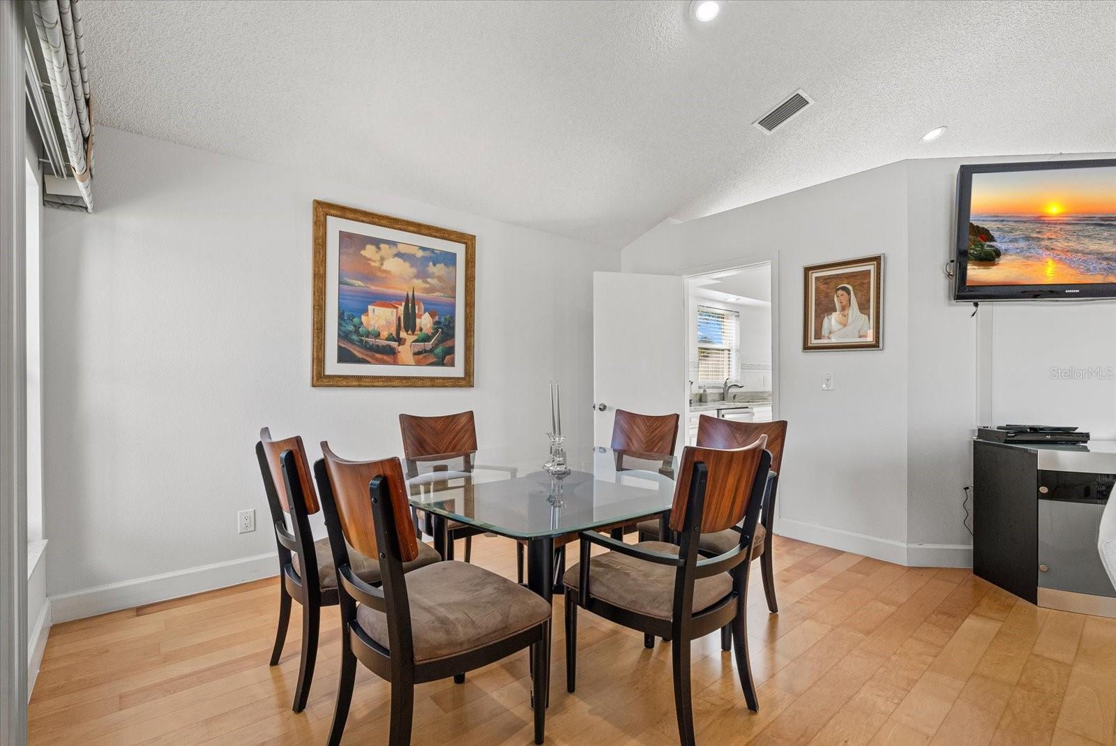 VILLAS AT DEER CREEK - Residential