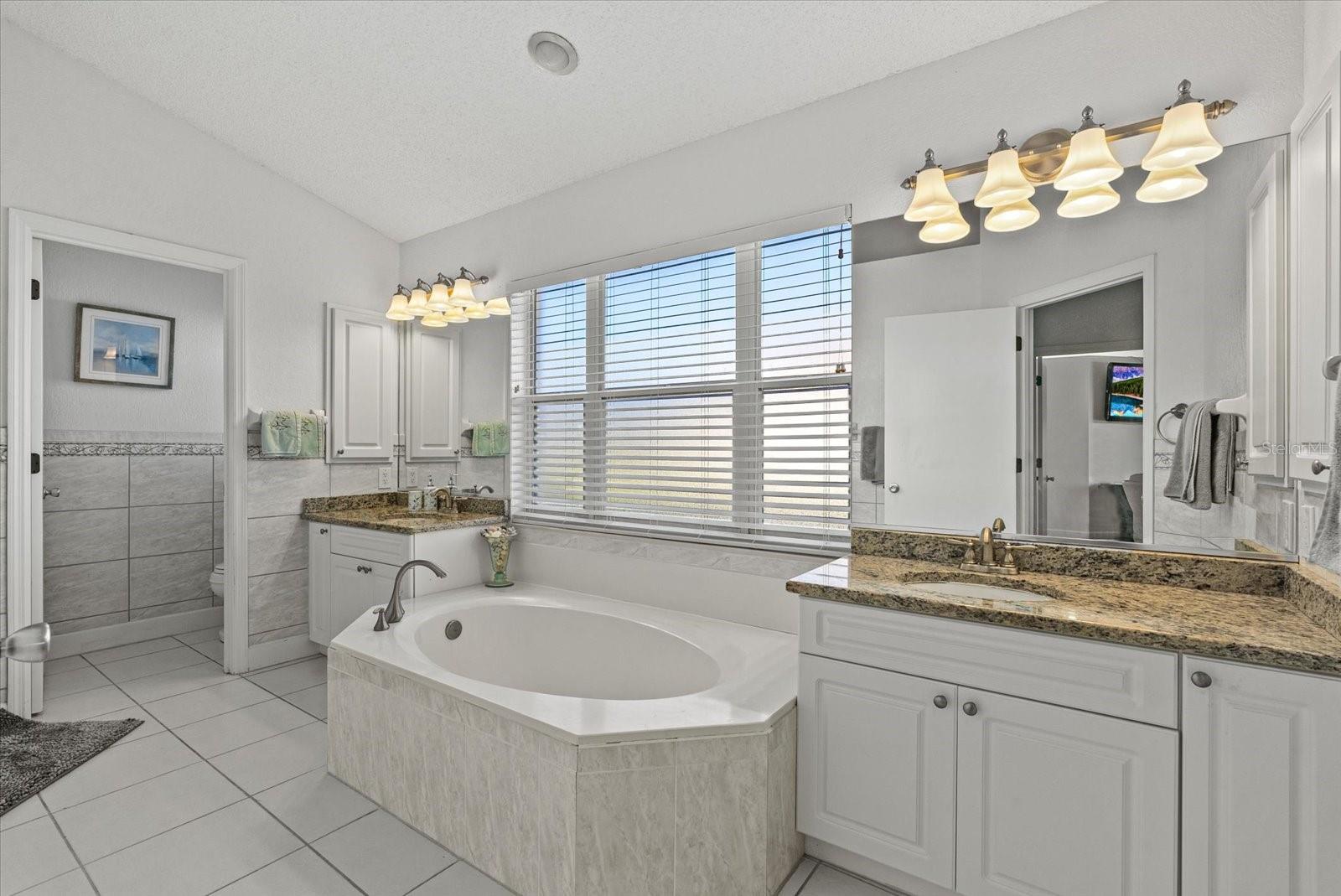 VILLAS AT DEER CREEK - Residential