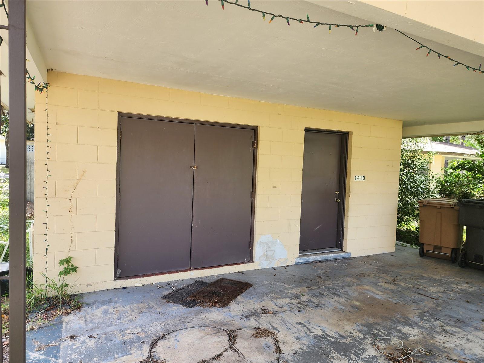 HILLTOP MANOR - Residential Income