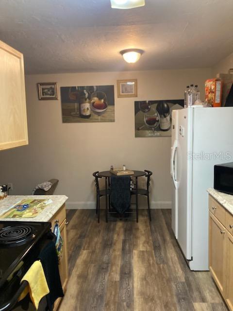 HILLTOP MANOR - Residential Income