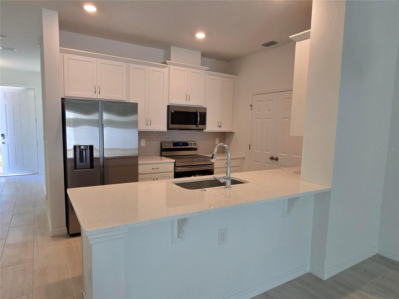 1096 HAPPY FOREST LOOP