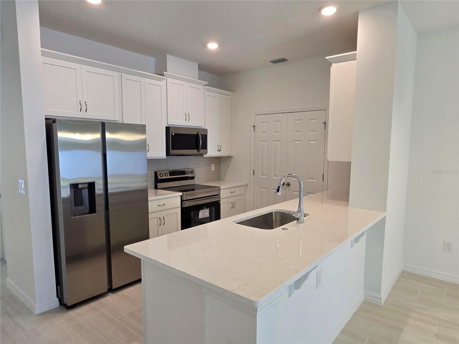 1096 HAPPY FOREST LOOP