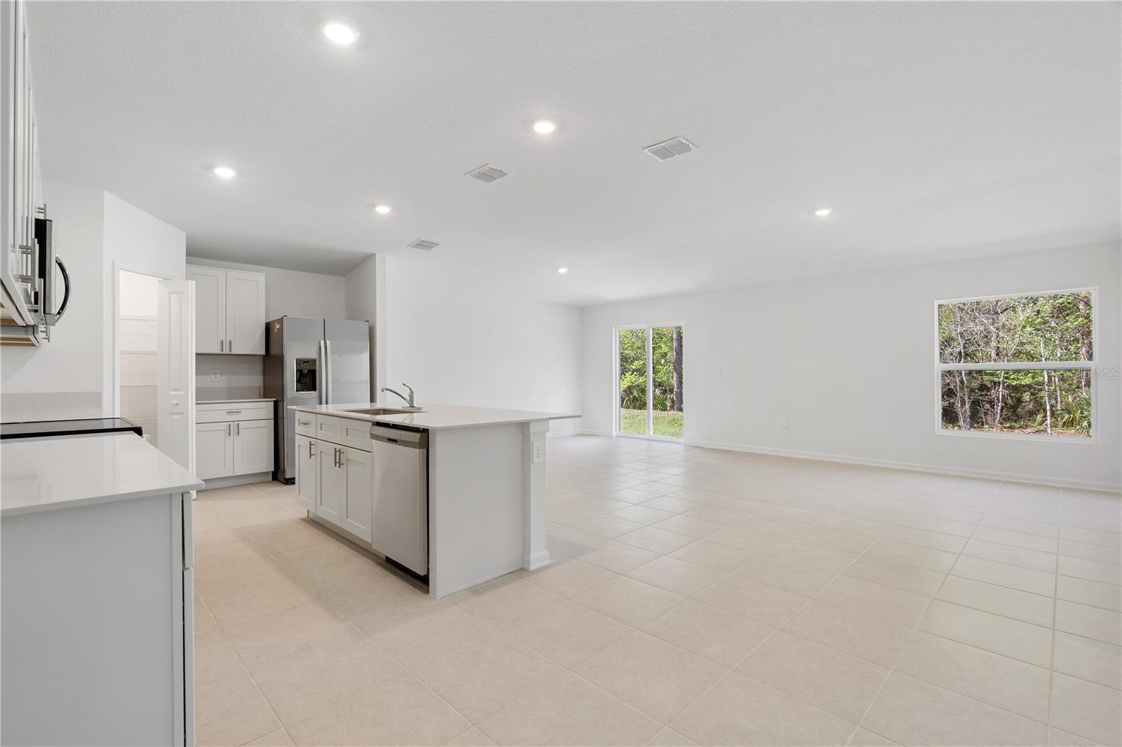 WESTVIEW - Residential Lease