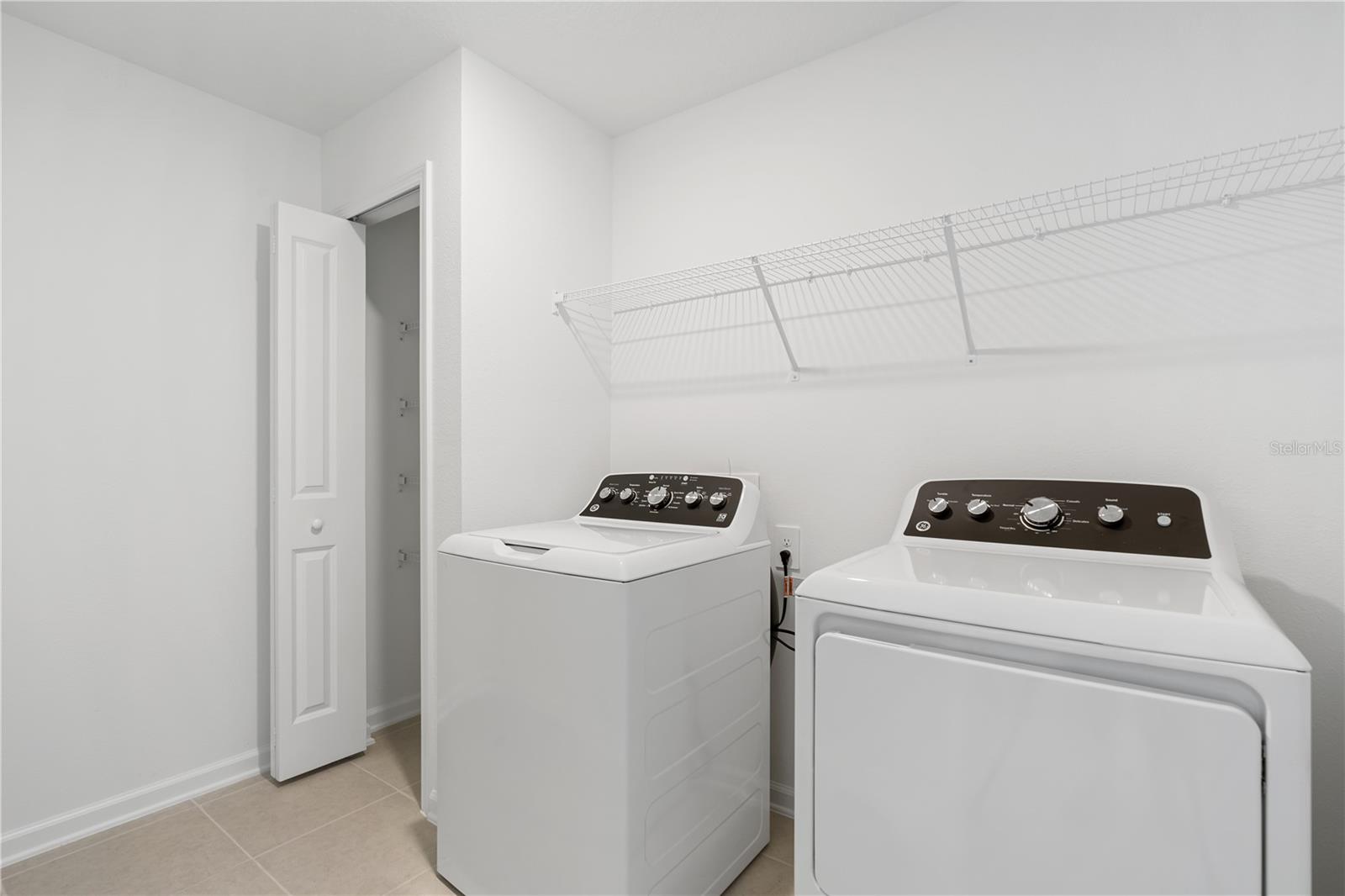 WESTVIEW - Residential Lease