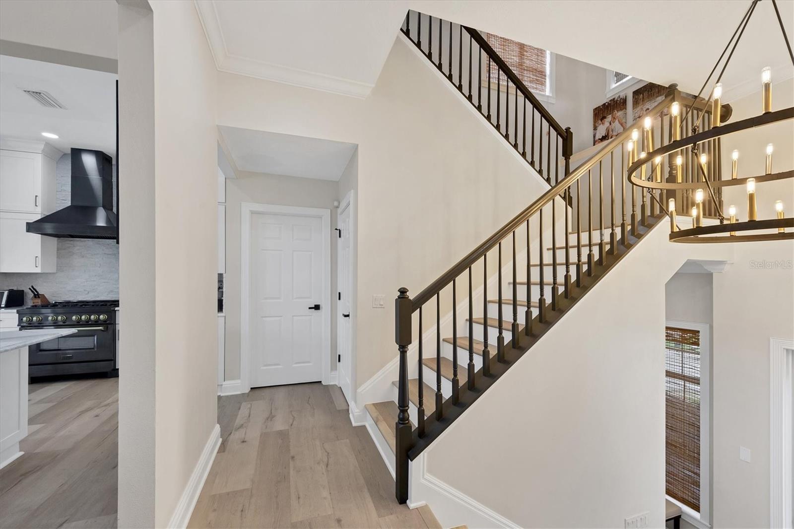 HAWKS HARBOR - Residential