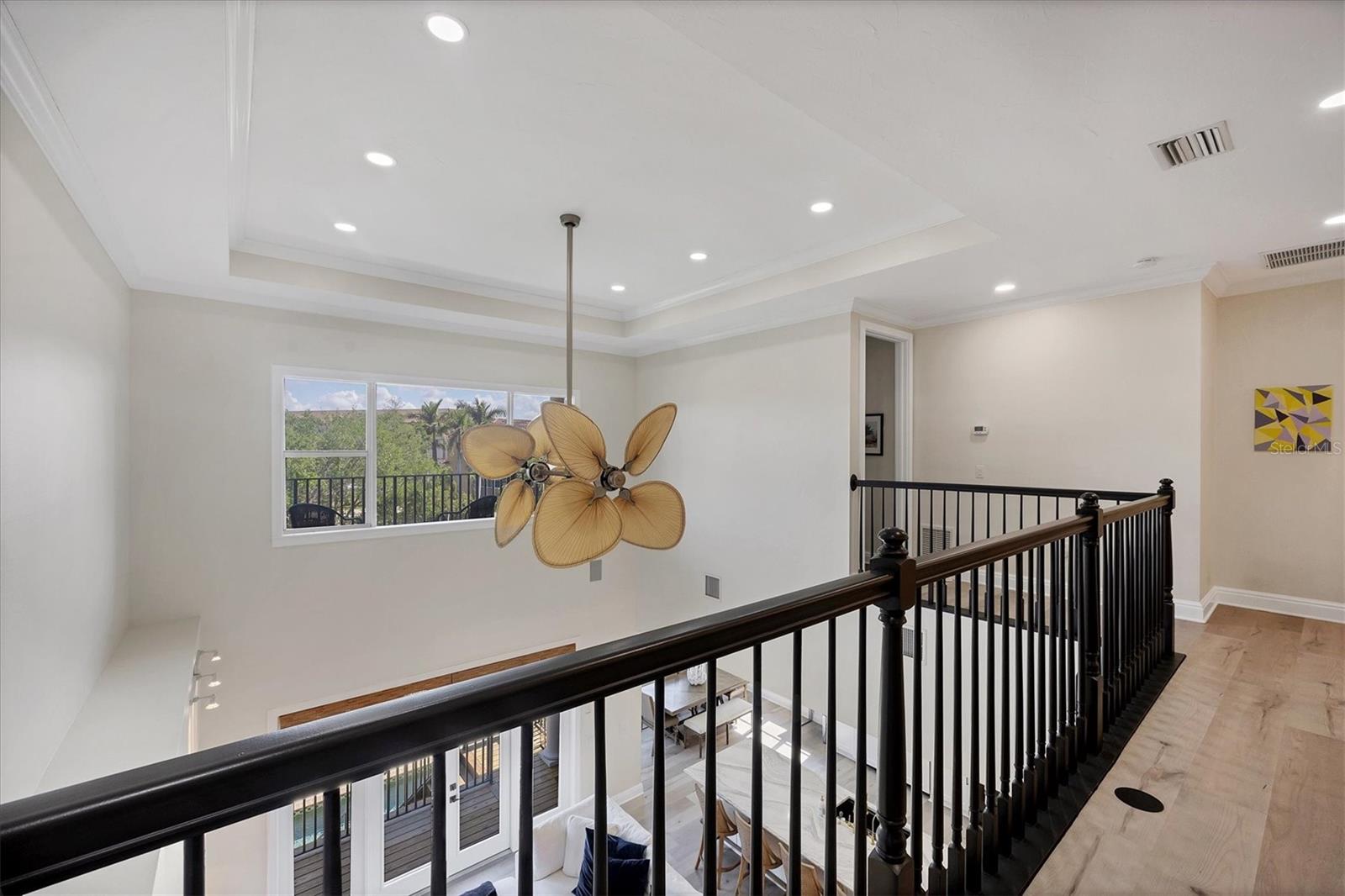 HAWKS HARBOR - Residential