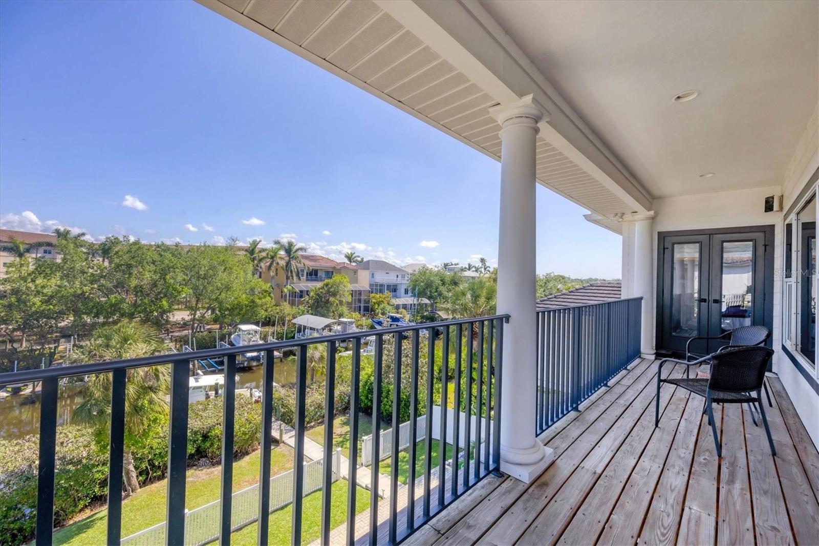 HAWKS HARBOR - Residential