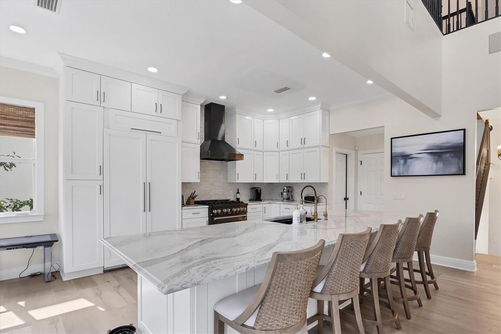 HAWKS HARBOR - Residential