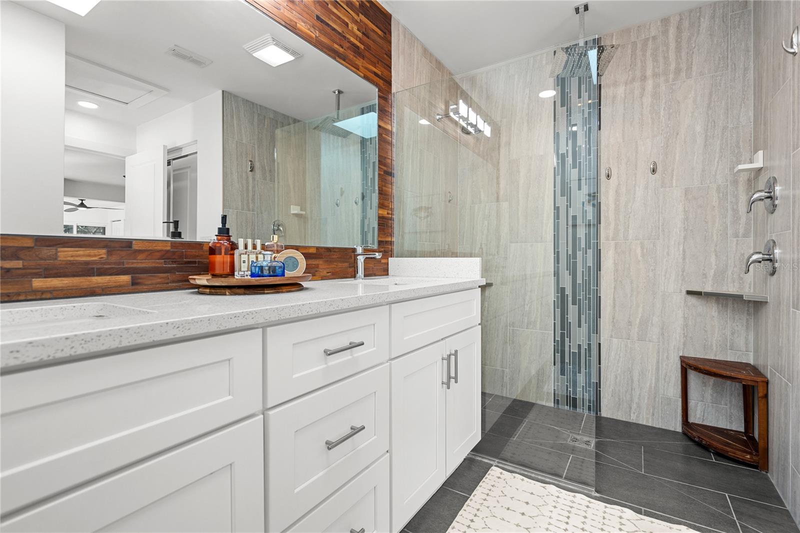 PALM HARBOR - Residential