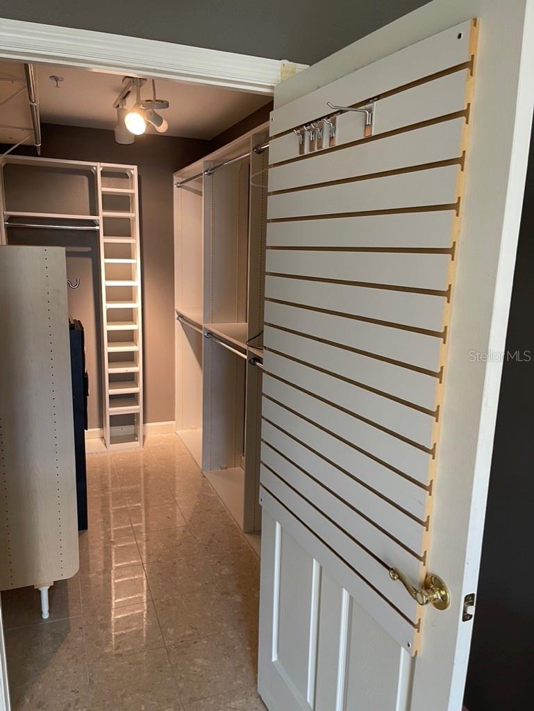 RENAISSANCE 1 - Residential