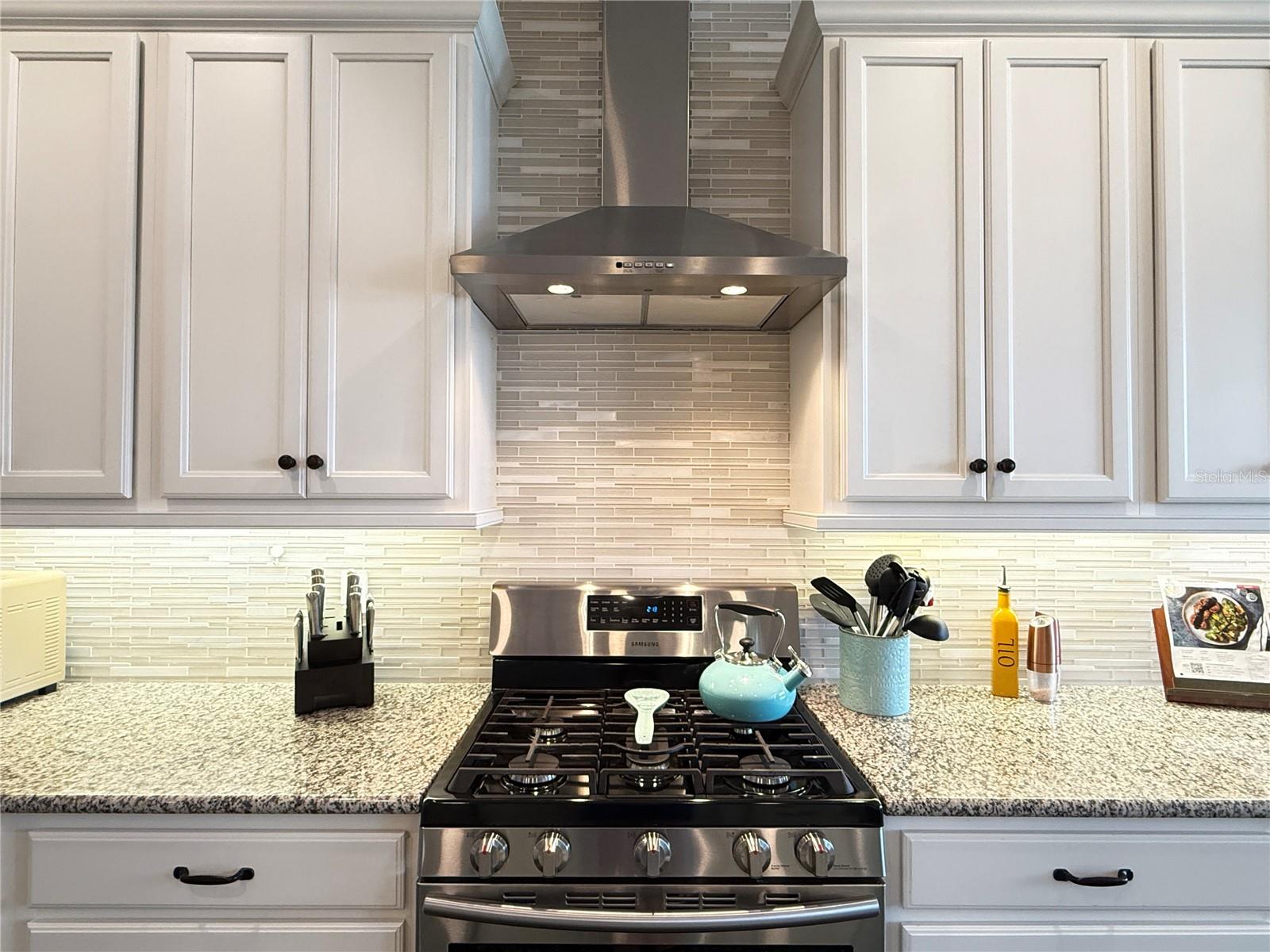 VERANO/VENETIAN BAY - Residential