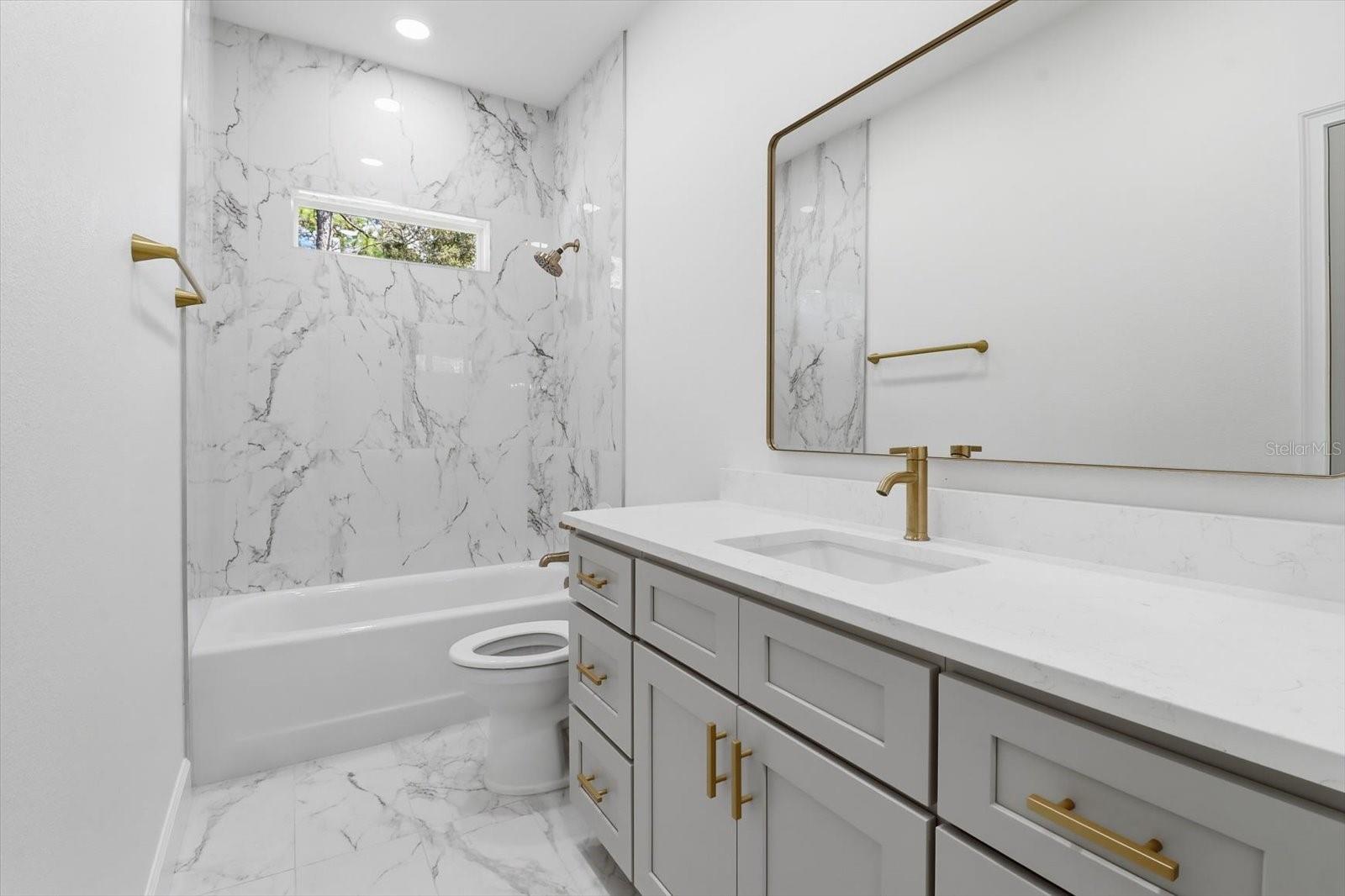 CITRUS SPGS UNIT 09 - Residential