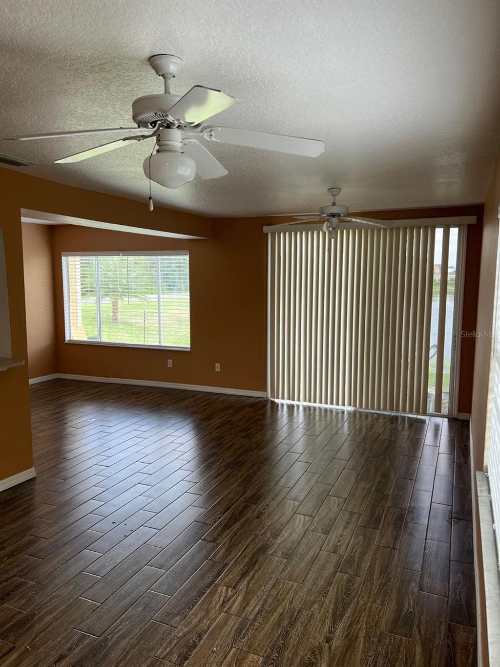 Photo of 1305 Washington Palm Loop, Davenport, FL 33897 (MLS # S5145911)