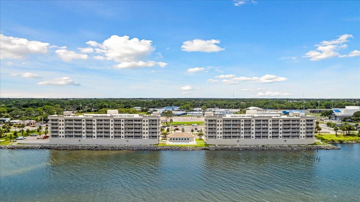 RIVER PALMS RIVER FRONT CONDOS - Residential