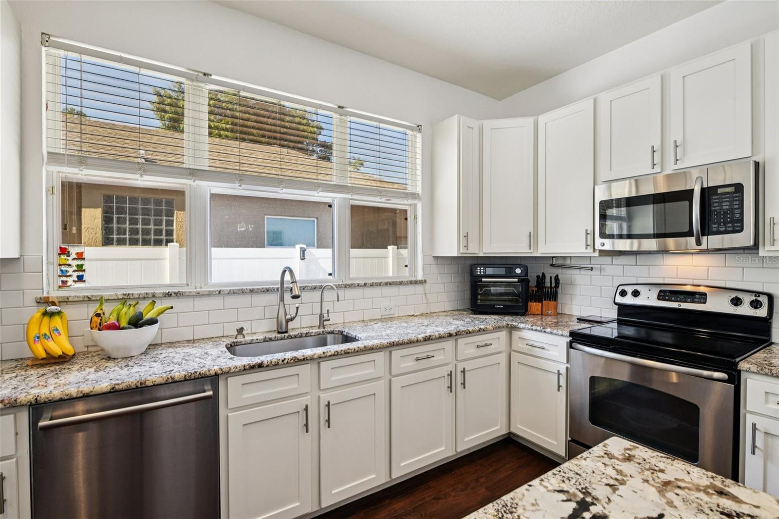 SAND LAKE POINT - Residential