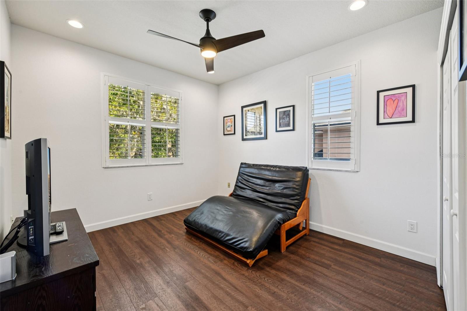 SAND LAKE POINT - Residential