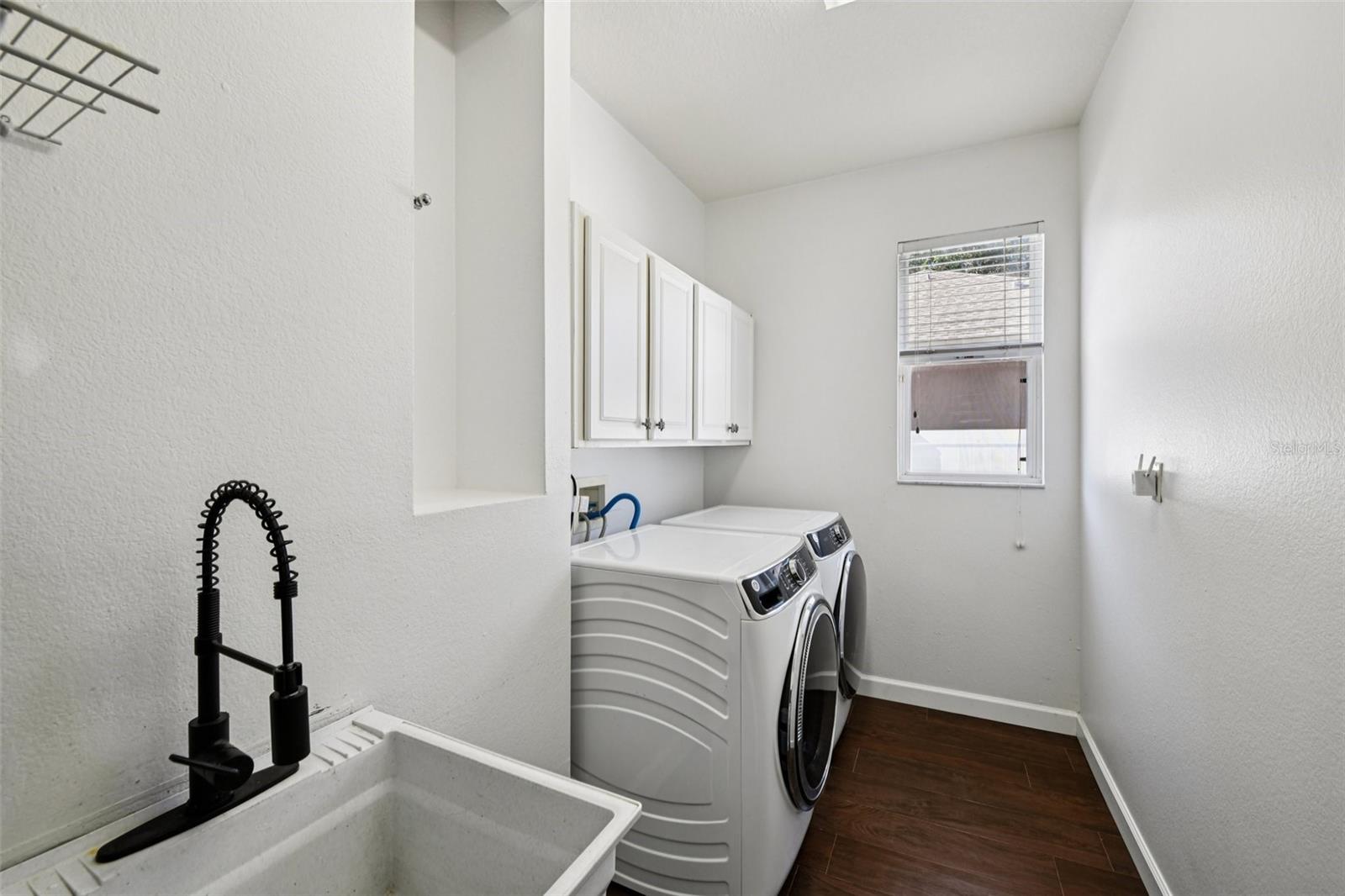 SAND LAKE POINT - Residential