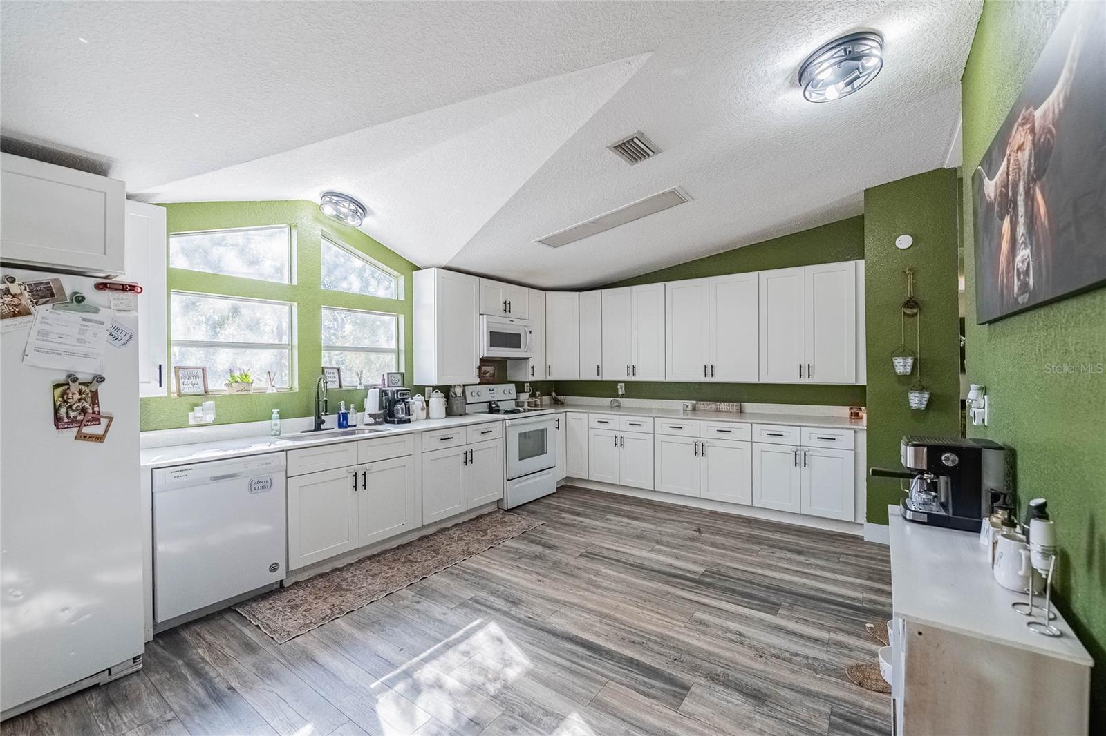 SHEPHERD POINTE - Residential