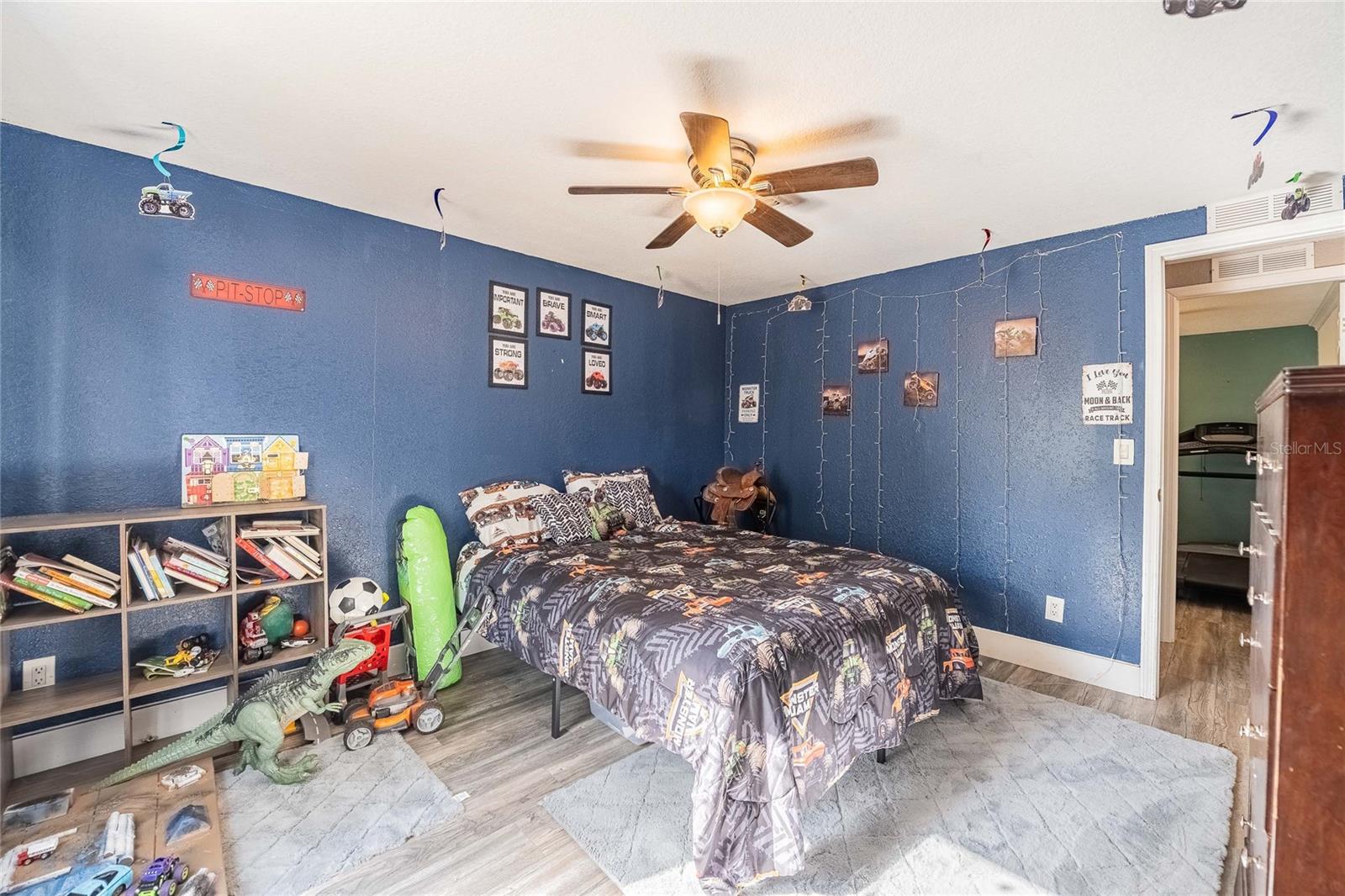 SHEPHERD POINTE - Residential