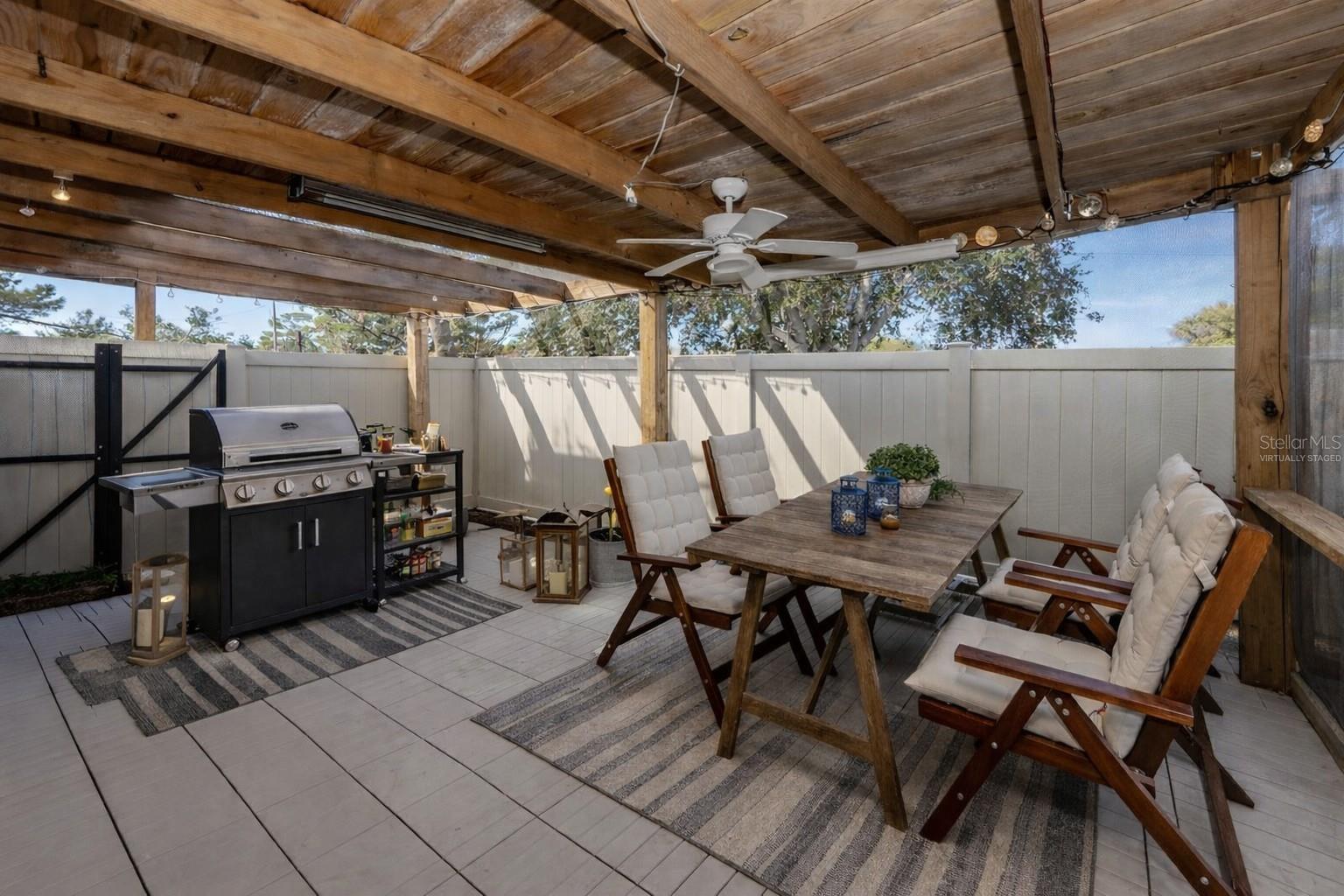 CURRY COVE - Residential