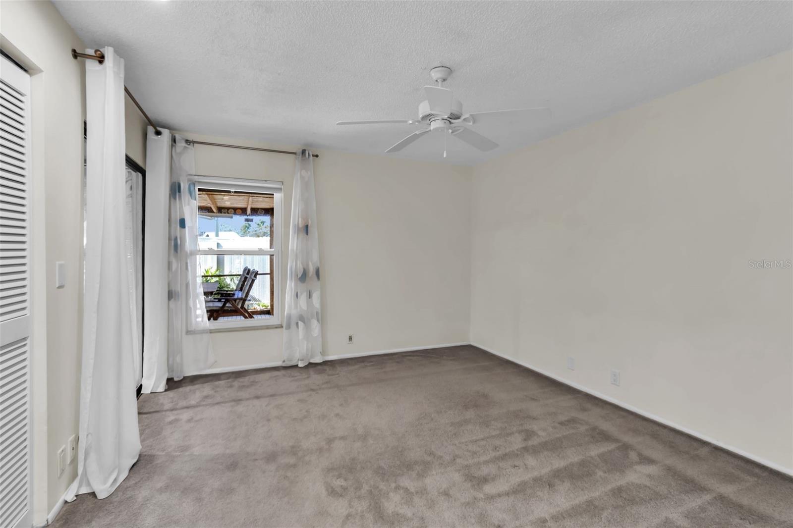 CURRY COVE - Residential