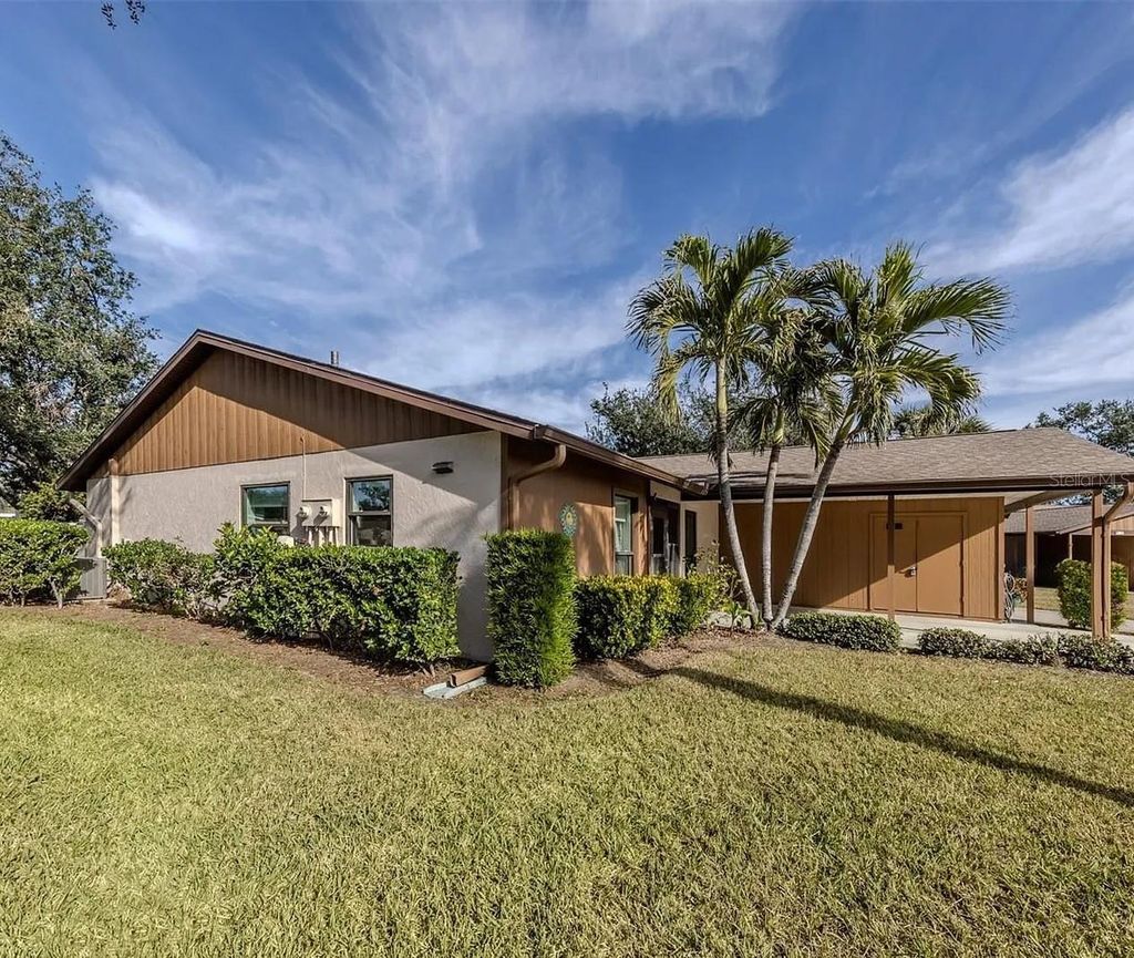 Photo of 1700 Curry Trail #35, Nokomis, FL 34275 (MLS # A4681794)