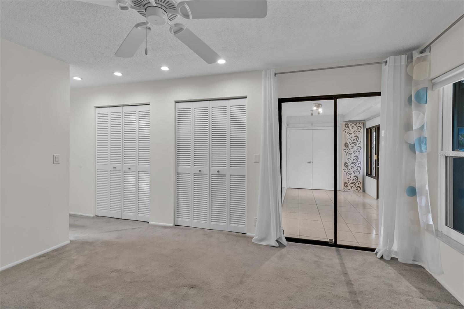 CURRY COVE - Residential