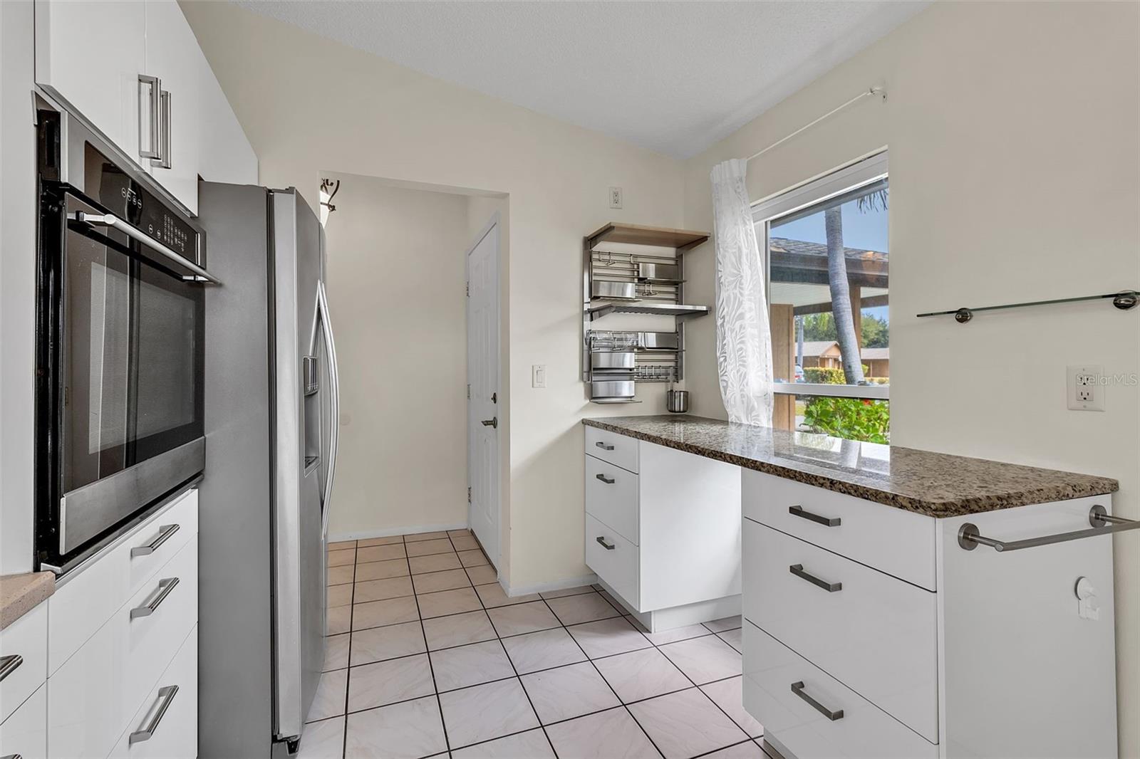 CURRY COVE - Residential